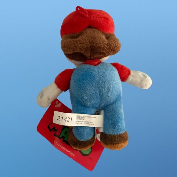 NWT Super Mario Bros Mario Plush Stuffed Doll Toy Official Nintendo - Picture 3 of 5